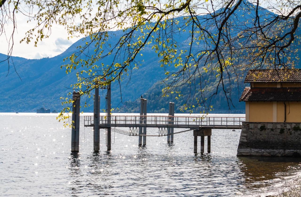 Casa Del Borgo "Terra & Fuoco" Sul Lago Maggiore Maccagno Екстер'єр фото