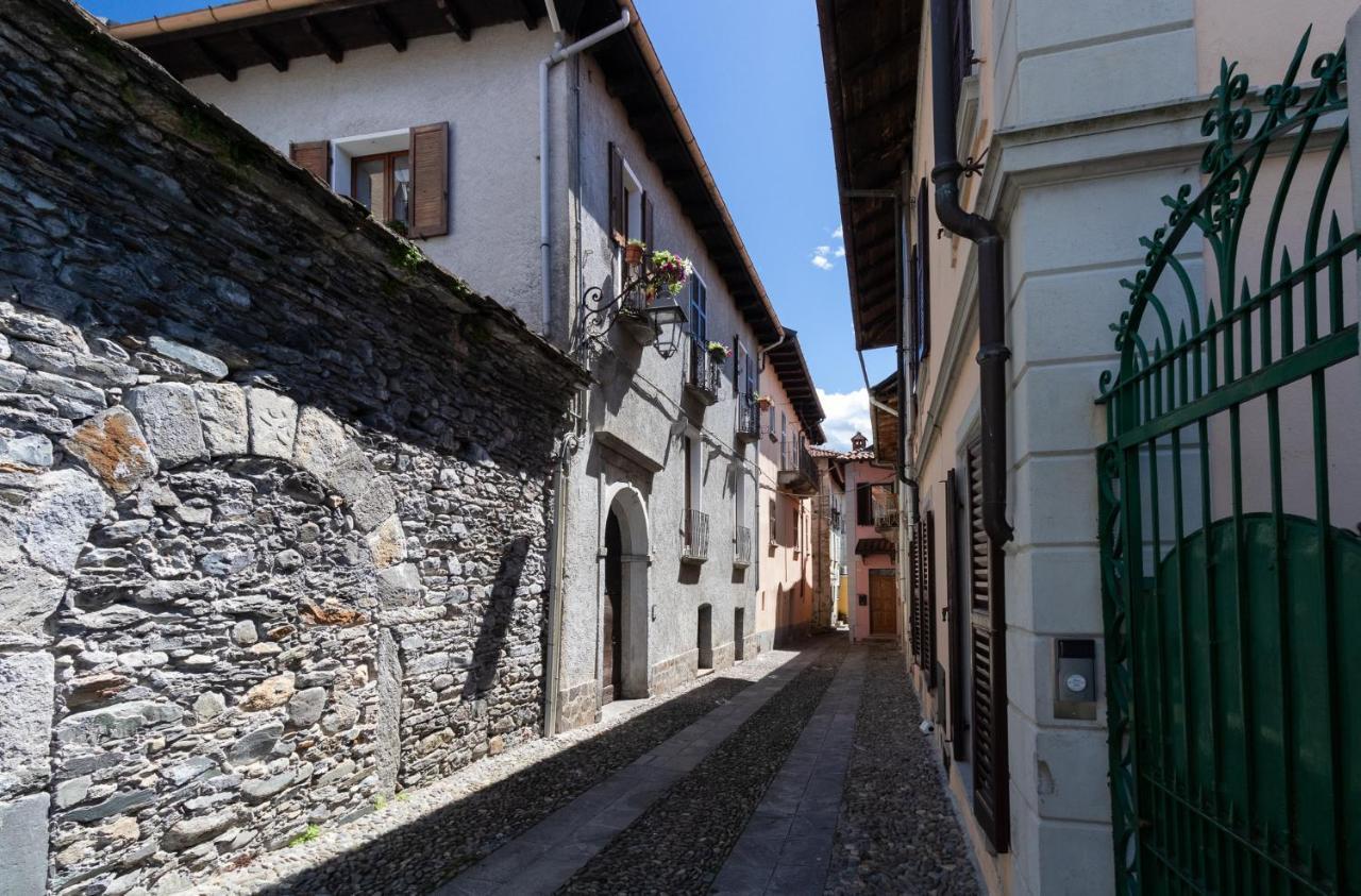 Casa Del Borgo "Terra & Fuoco" Sul Lago Maggiore Maccagno Екстер'єр фото