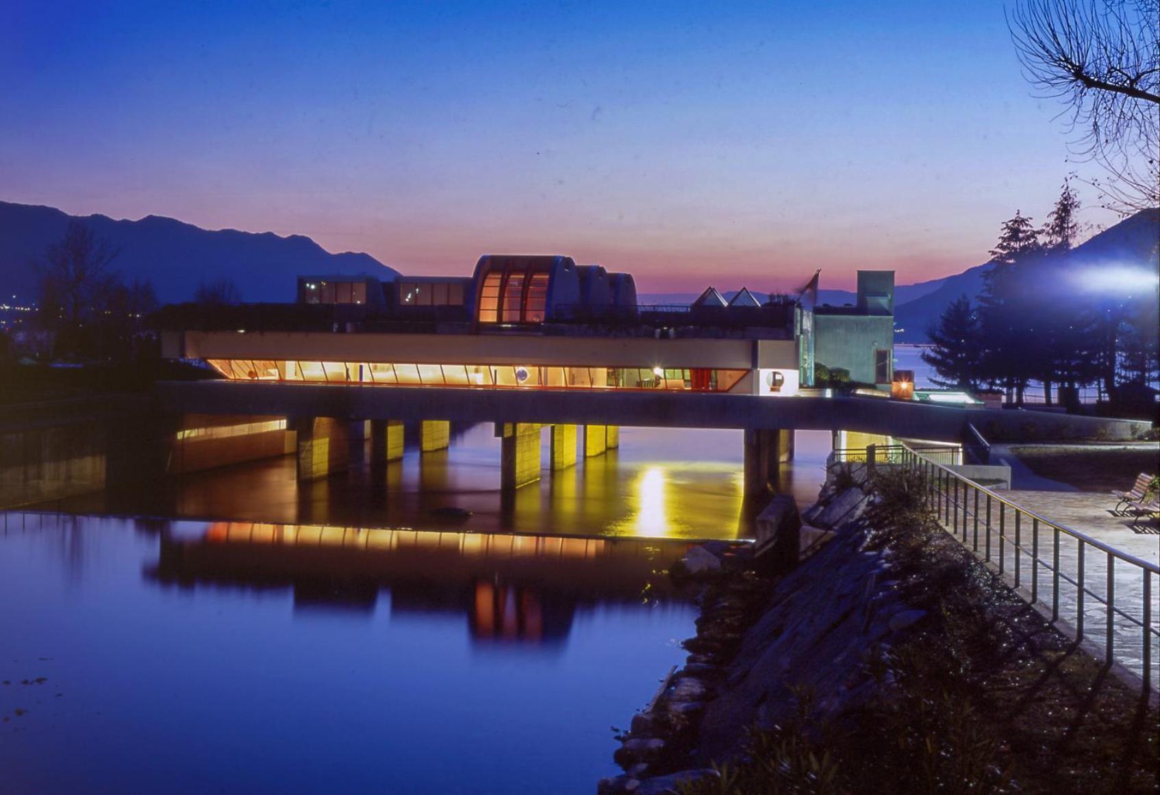 Casa Del Borgo "Terra & Fuoco" Sul Lago Maggiore Maccagno Екстер'єр фото
