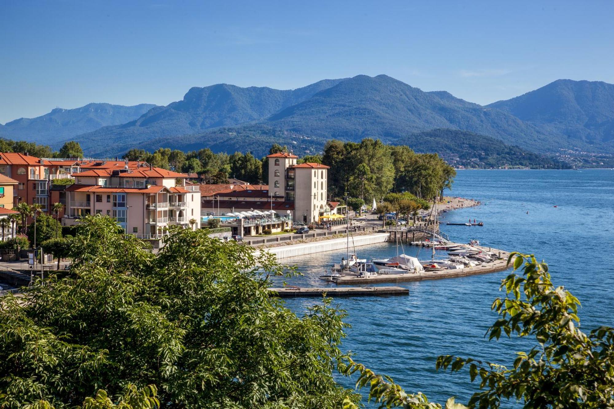 Casa Del Borgo "Terra & Fuoco" Sul Lago Maggiore Maccagno Екстер'єр фото